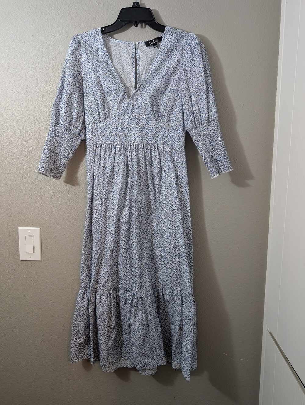 Lulu's Fresh As A Daisy Blue and White Floral Print Midi Dress - Picture 4 of 8